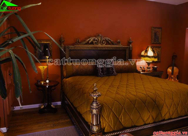 Traditional bedroom featuring a four-poster bed